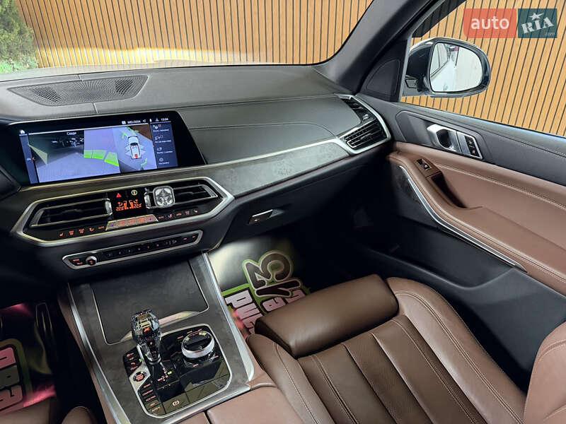 Внедорожник / Кроссовер BMW X5 2021 в Киеве