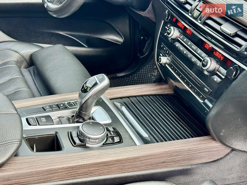 Внедорожник / Кроссовер BMW X5 2016 в Виннице