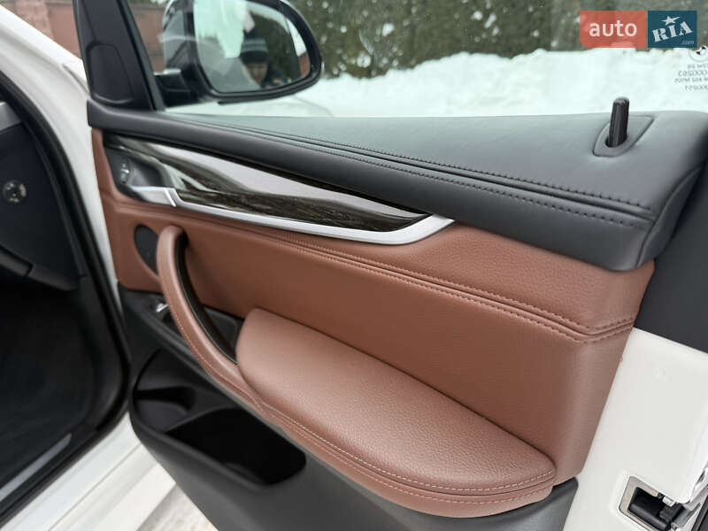 Внедорожник / Кроссовер BMW X5 2015 в Ровно фото 49 Внедорожник / Кроссовер BMW X5 2015 в Ровно
