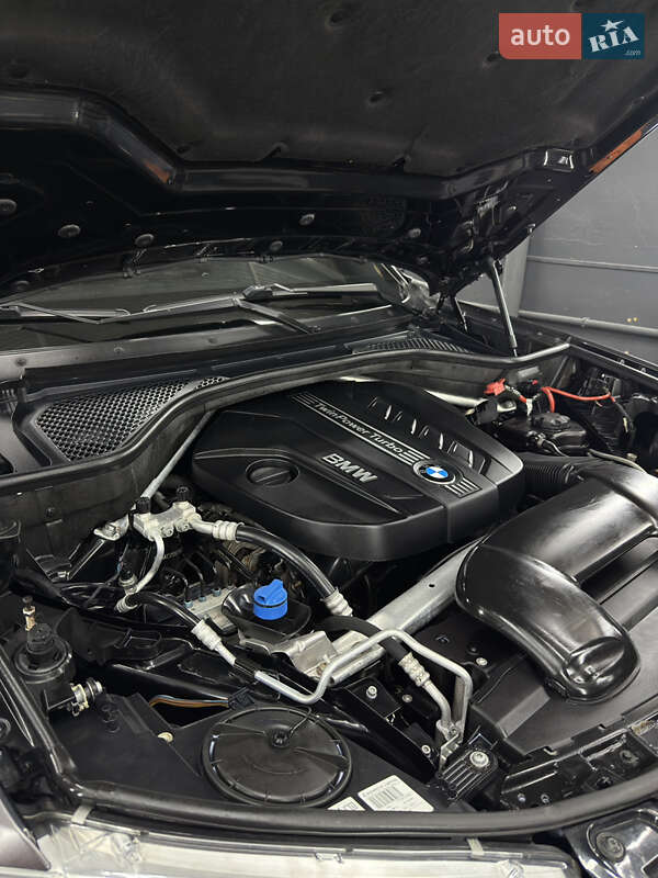 Внедорожник / Кроссовер BMW X5 2014 в Каменском