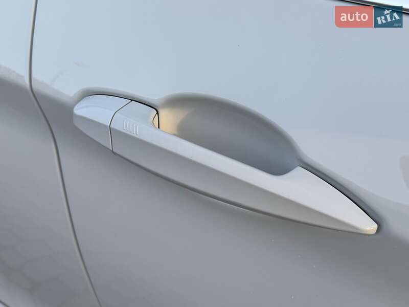 Внедорожник / Кроссовер BMW X5 2017 в Луцке