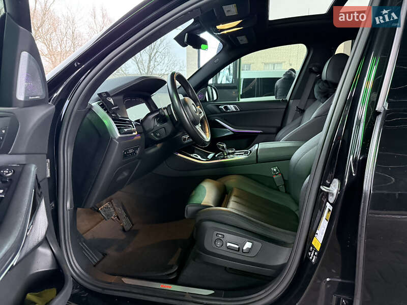 Внедорожник / Кроссовер BMW X5 2019 в Днепре