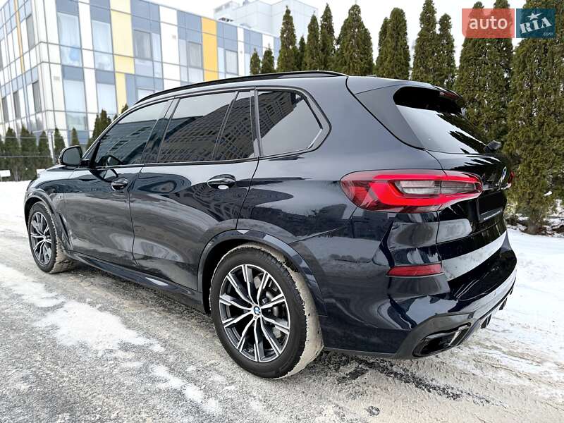 Позашляховик / Кросовер BMW X5 2021 в Дніпрі
