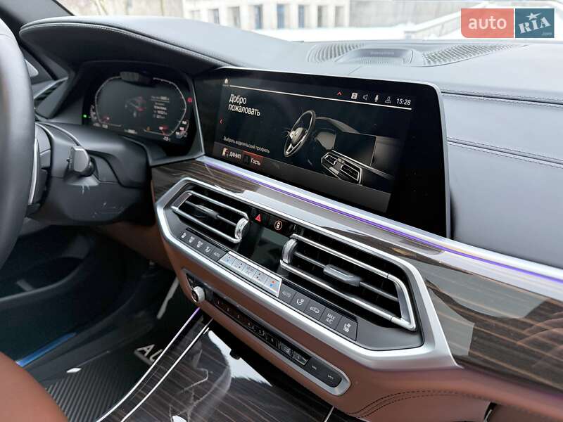 Позашляховик / Кросовер BMW X5 2021 в Дніпрі