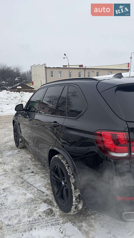 Внедорожник / Кроссовер BMW X5 2016 в Ровно