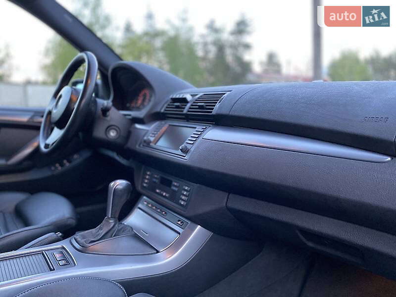 Внедорожник / Кроссовер BMW X5 2004 в Одессе