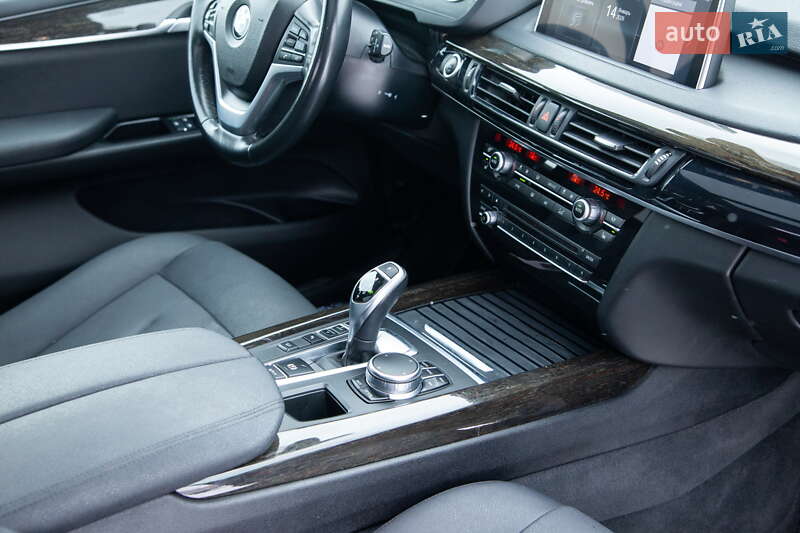 Внедорожник / Кроссовер BMW X5 2018 в Киеве