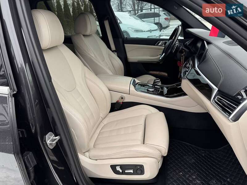 Внедорожник / Кроссовер BMW X5 2019 в Каменец-Подольском