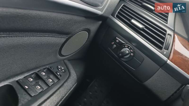 Позашляховик / Кросовер BMW X5 2011 в Сарнах фото 87 Позашляховик / Кросовер BMW X5 2011 в Сарнах