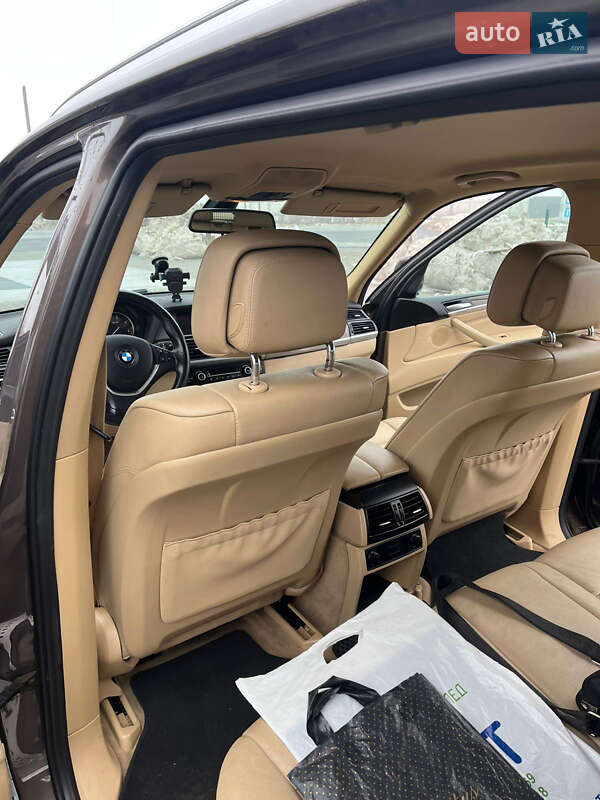Внедорожник / Кроссовер BMW X5 2013 в Хусте фото 9 Внедорожник / Кроссовер BMW X5 2013 в Хусте