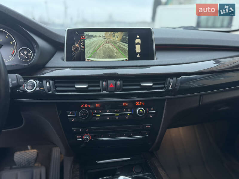 Позашляховик / Кросовер BMW X5 2015 в Луцьку