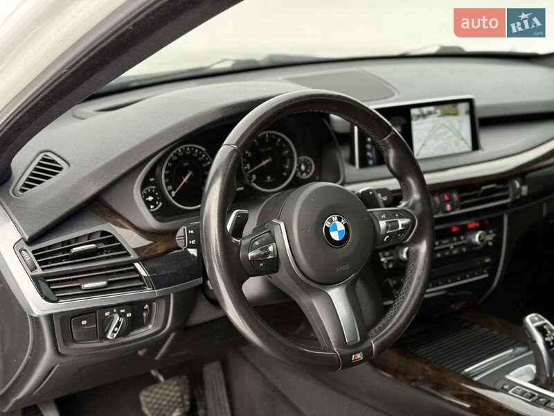 Внедорожник / Кроссовер BMW X5 2016 в Киеве