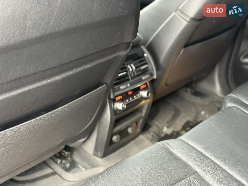 Внедорожник / Кроссовер BMW X5 2016 в Киеве