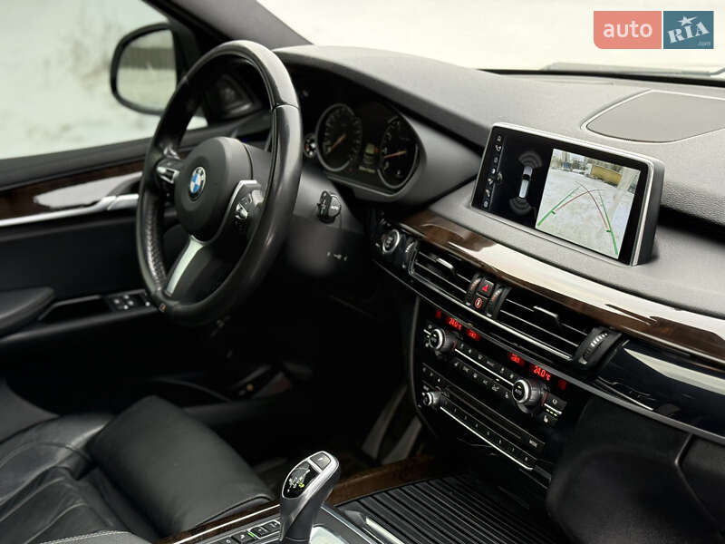Внедорожник / Кроссовер BMW X5 2016 в Киеве