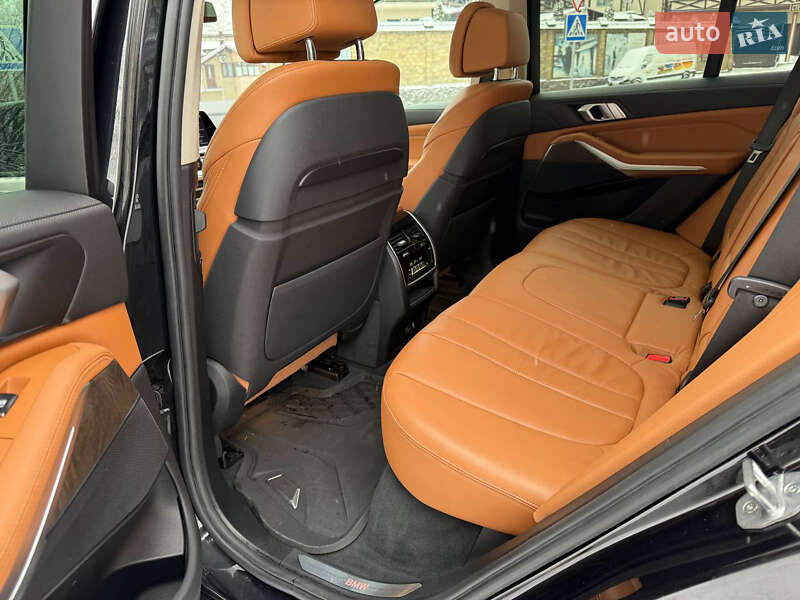 Внедорожник / Кроссовер BMW X5 2019 в Киеве