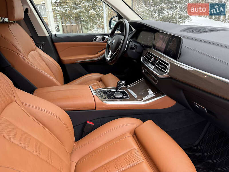 Внедорожник / Кроссовер BMW X5 2019 в Киеве