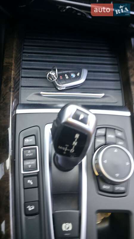 Позашляховик / Кросовер BMW X5 2015 в Новомосковську
