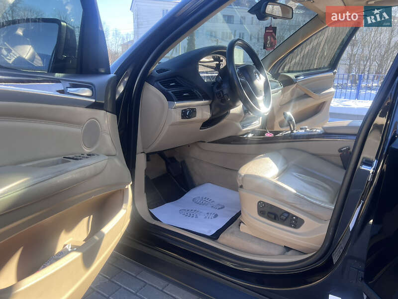 Внедорожник / Кроссовер BMW X5 2008 в Староконстантинове