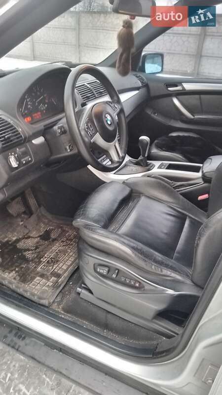 Внедорожник / Кроссовер BMW X5 2001 в Костополе