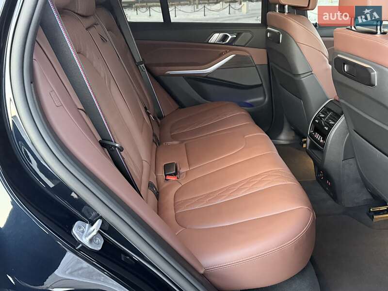 Внедорожник / Кроссовер BMW X5 2024 в Киеве