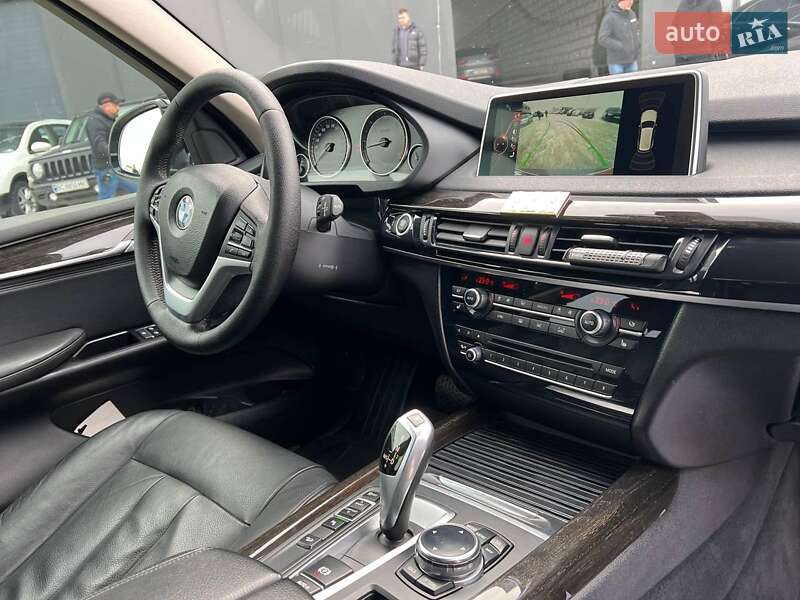 Позашляховик / Кросовер BMW X5 2013 в Львові