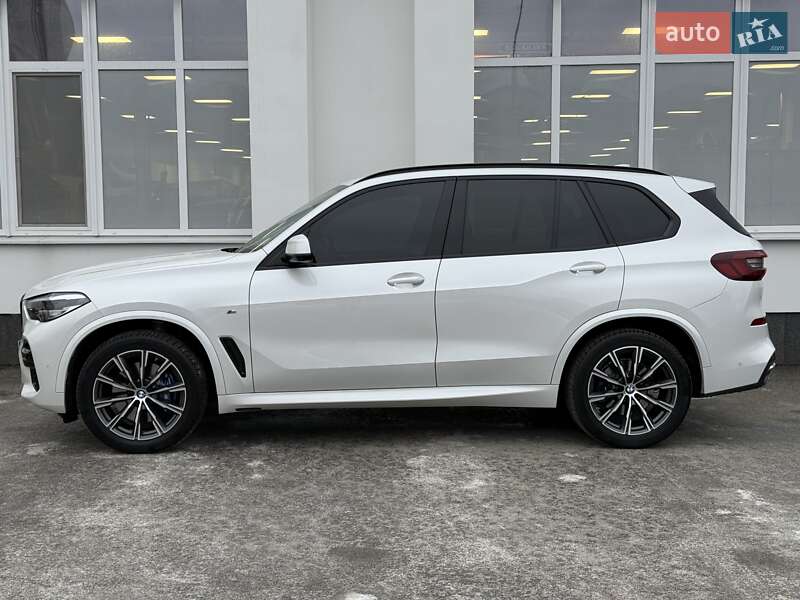 Позашляховик / Кросовер BMW X5 2021 в Дніпрі