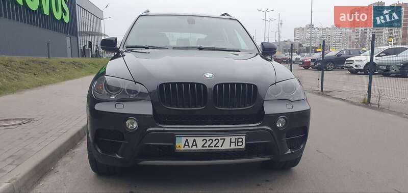 BMW X5 2011