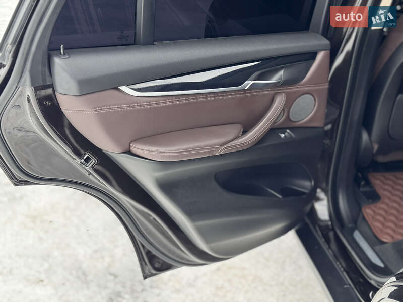 Внедорожник / Кроссовер BMW X5 2014 в Ровно