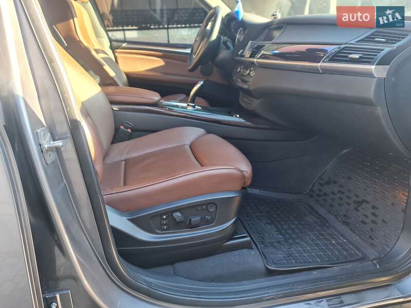 Позашляховик / Кросовер BMW X5 2011 в Первомайську фото 8 Позашляховик / Кросовер BMW X5 2011 в Первомайську
