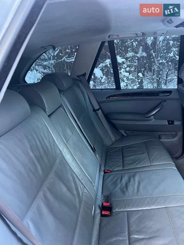 Позашляховик / Кросовер BMW X5 2005 в Рокитному