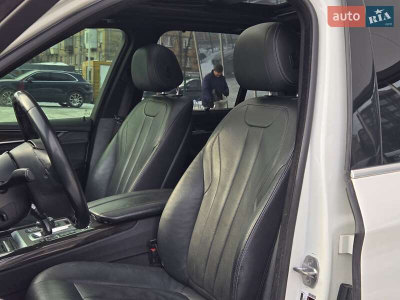 Внедорожник / Кроссовер BMW X5 2017 в Киеве