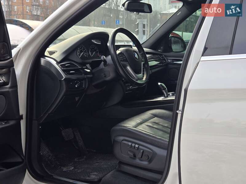 Внедорожник / Кроссовер BMW X5 2017 в Киеве