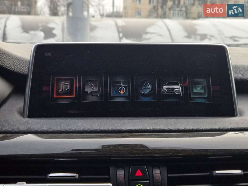 Внедорожник / Кроссовер BMW X5 2017 в Киеве