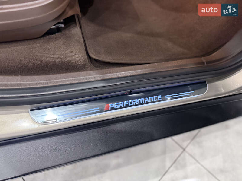 Внедорожник / Кроссовер BMW X5 2011 в Одессе