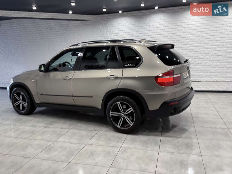 Внедорожник / Кроссовер BMW X5 2011 в Одессе