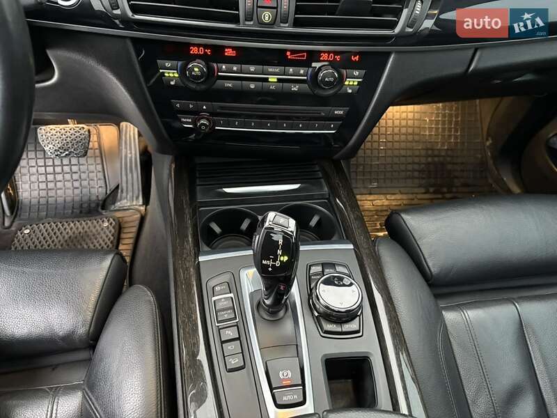 Внедорожник / Кроссовер BMW X5 2014 в Киеве