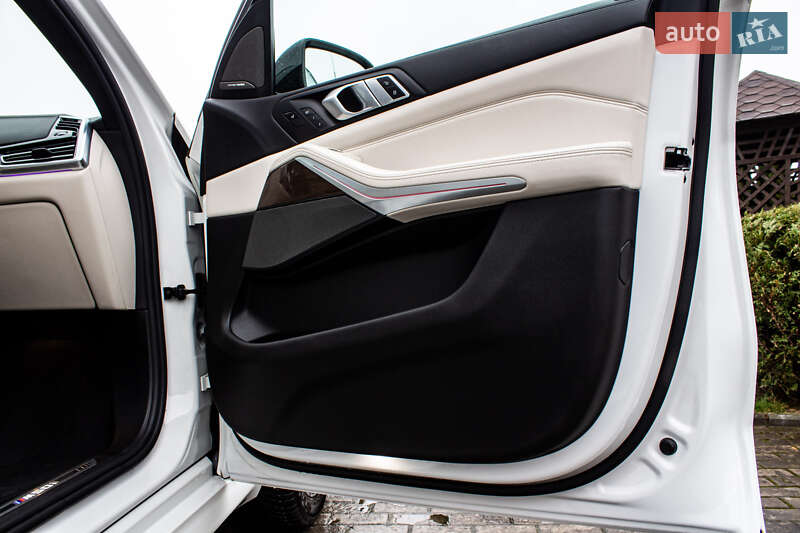 Внедорожник / Кроссовер BMW X5 2020 в Львове