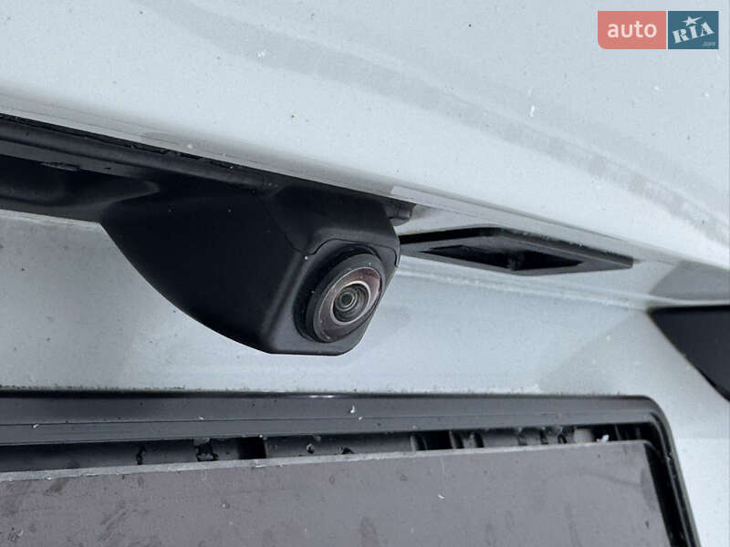 Внедорожник / Кроссовер BMW X5 2022 в Киеве