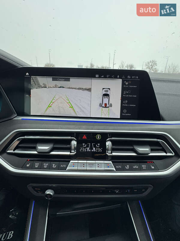 Внедорожник / Кроссовер BMW X5 2022 в Киеве