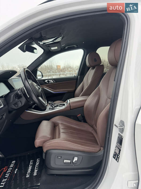 Внедорожник / Кроссовер BMW X5 2022 в Киеве