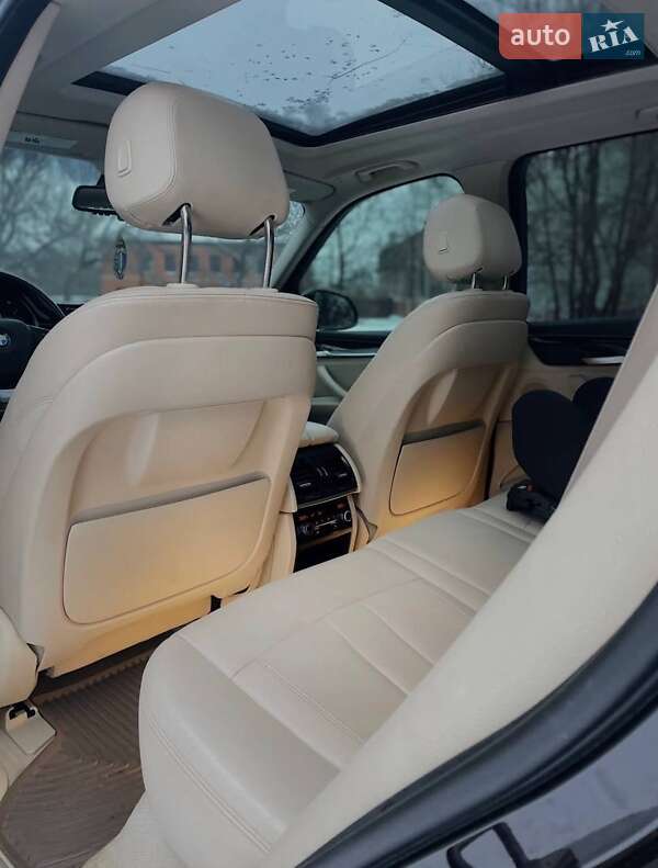 Позашляховик / Кросовер BMW X5 2015 в Дніпрі