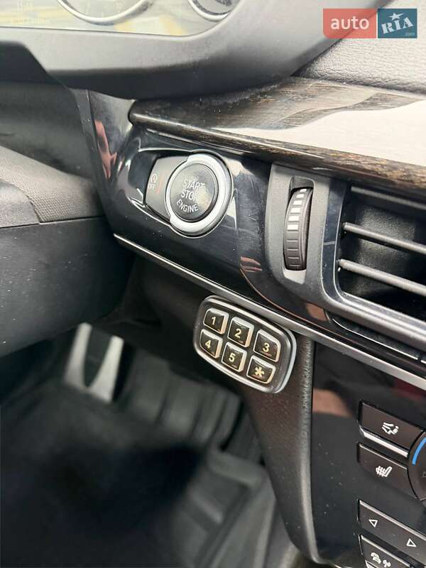 Позашляховик / Кросовер BMW X5 2014 в Запоріжжі