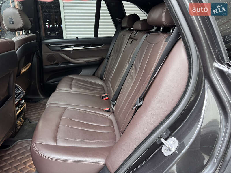 Внедорожник / Кроссовер BMW X5 2016 в Киеве