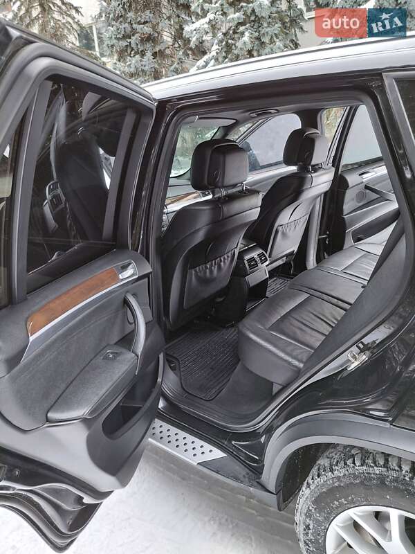 Внедорожник / Кроссовер BMW X5 2012 в Черкассах