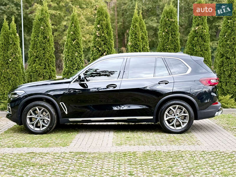 Внедорожник / Кроссовер BMW X5 2020 в Харькове