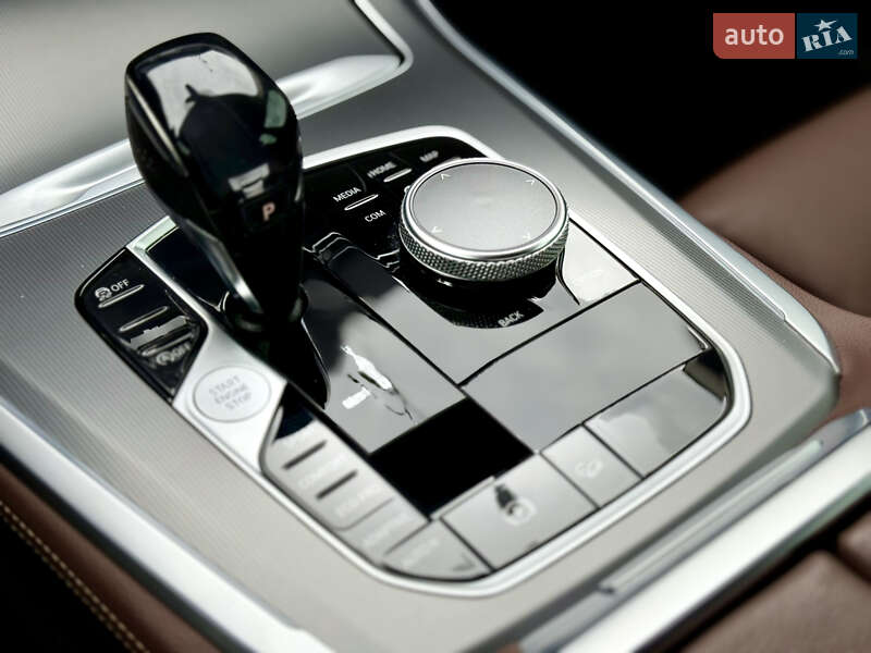 Внедорожник / Кроссовер BMW X5 2020 в Харькове