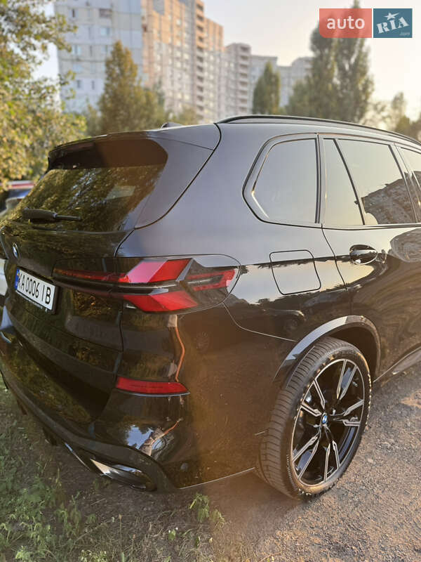 Внедорожник / Кроссовер BMW X5 2024 в Киеве