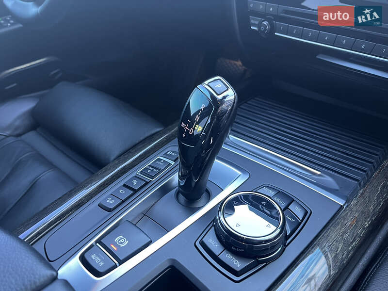 Внедорожник / Кроссовер BMW X5 2014 в Киеве