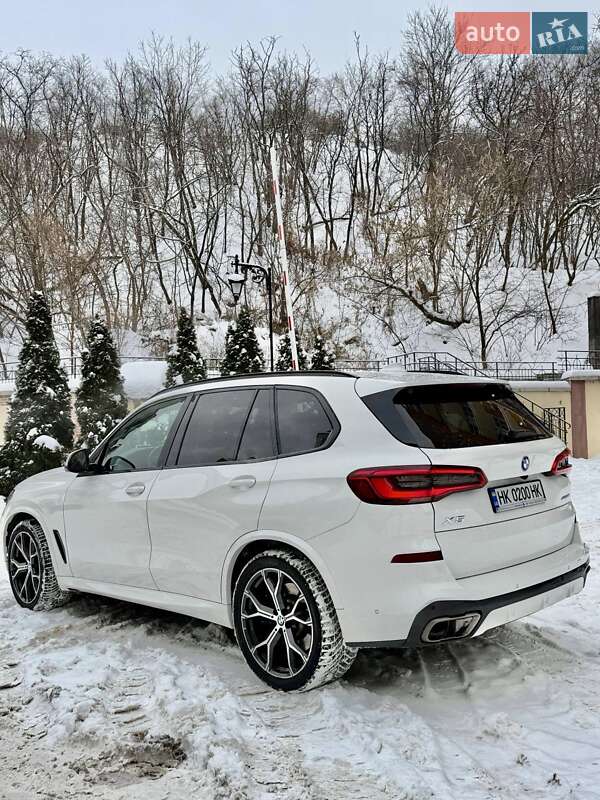 Внедорожник / Кроссовер BMW X5 2019 в Киеве фото 4 Внедорожник / Кроссовер BMW X5 2019 в Киеве