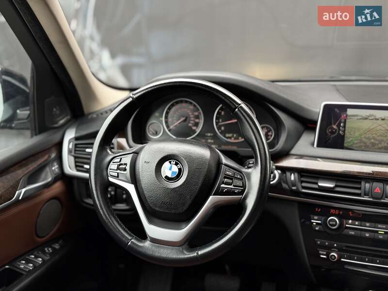 Внедорожник / Кроссовер BMW X5 2014 в Львове